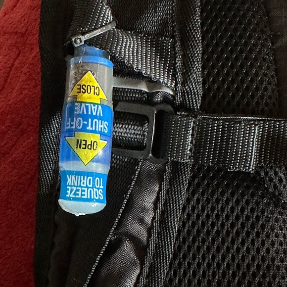 Outdoor backpack 💦 - Picture 3 of 3